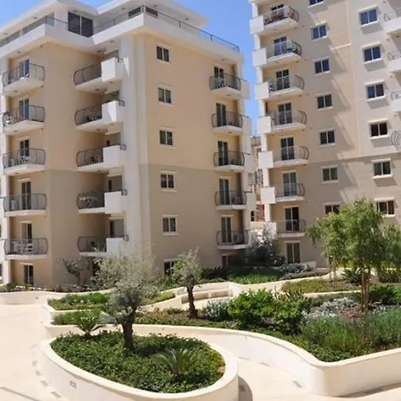 Penthouse With Spacious Terrace * Gzira
